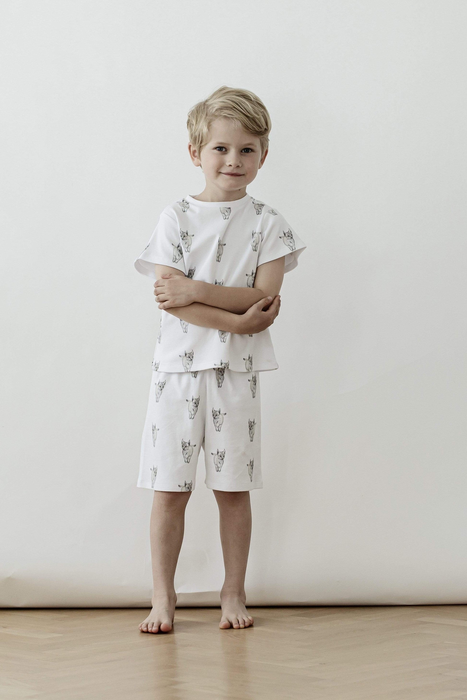 122/128 / Vit printad Sommarpyjamas med lodjur Pyjamas