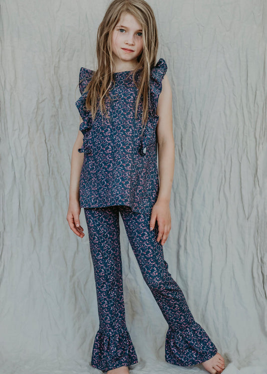 Flared trousers with frill