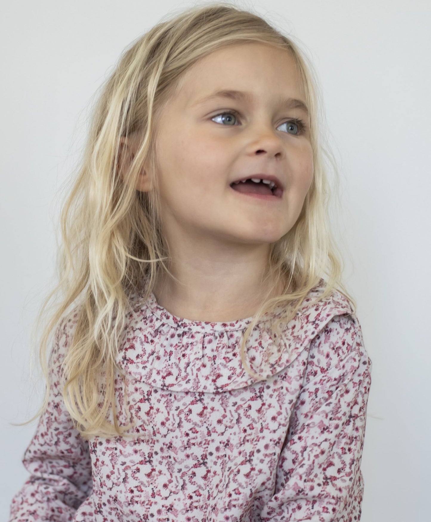 Vävd blus med krage i viscose