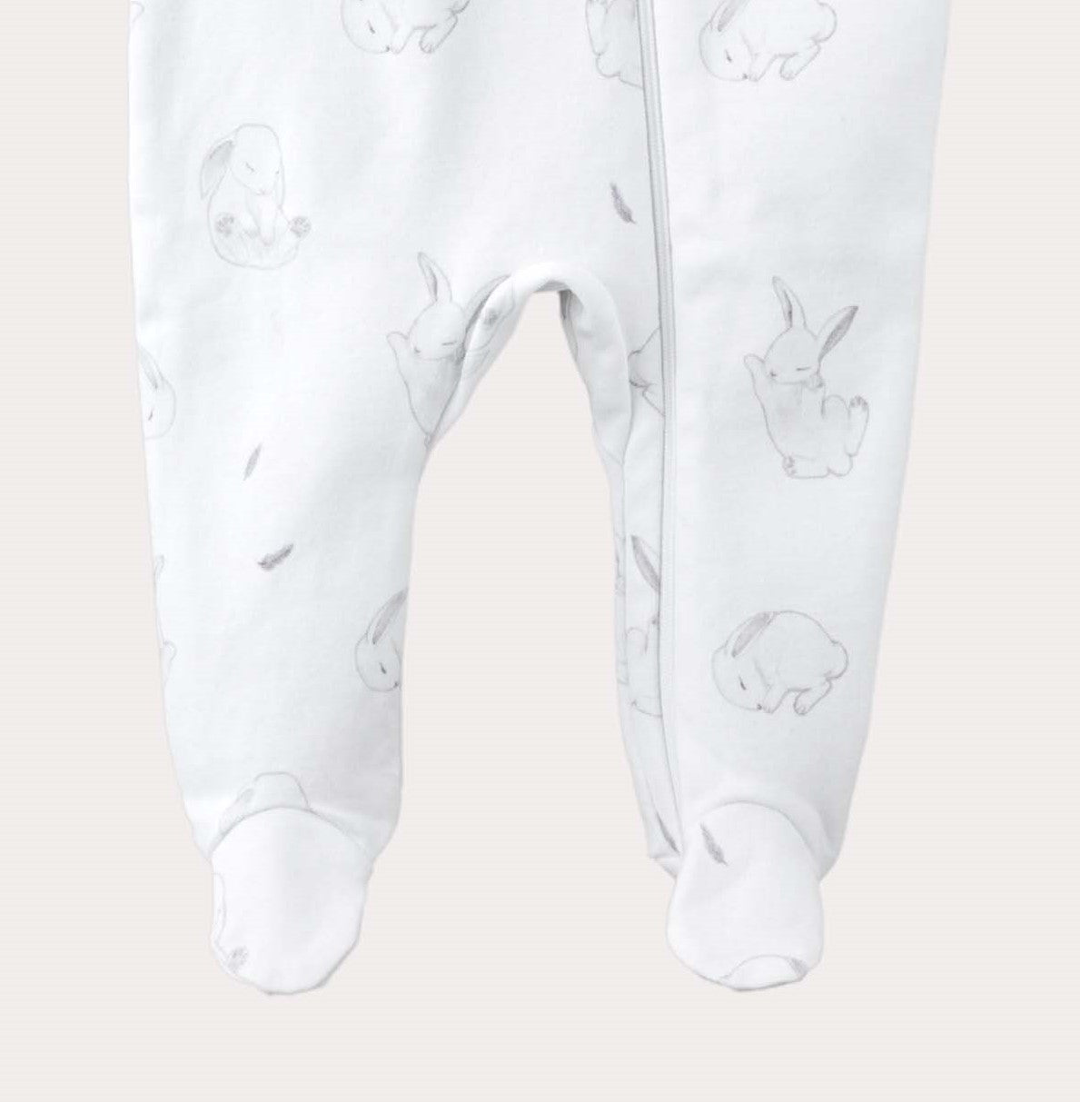 Pyjamas med fot för baby i ekologisk bomull med kaniner