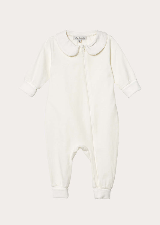 Pyjamas för baby med broderad krage Pyjamas baby