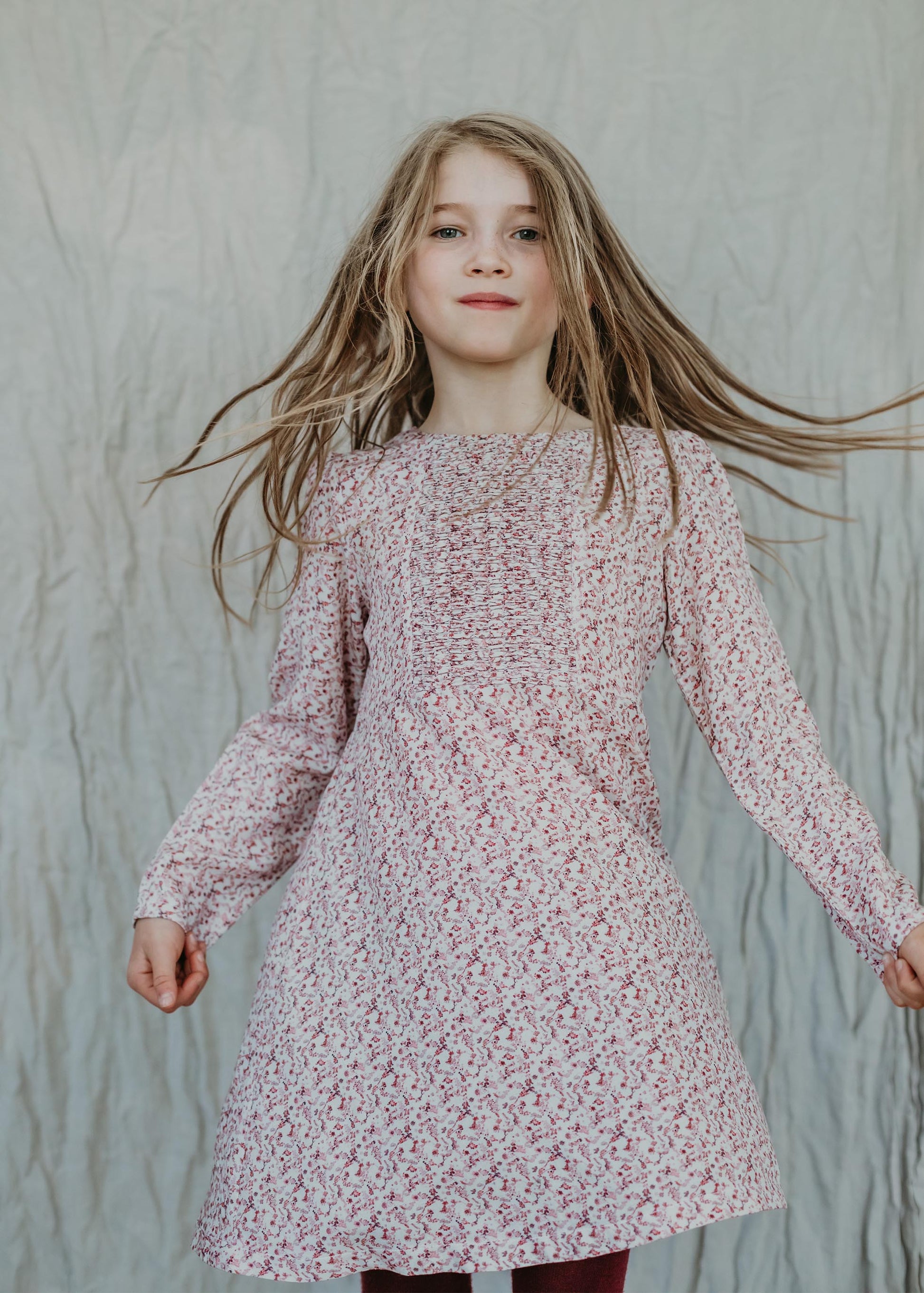 A- linje formad klänning med smockdetalj klänning barn