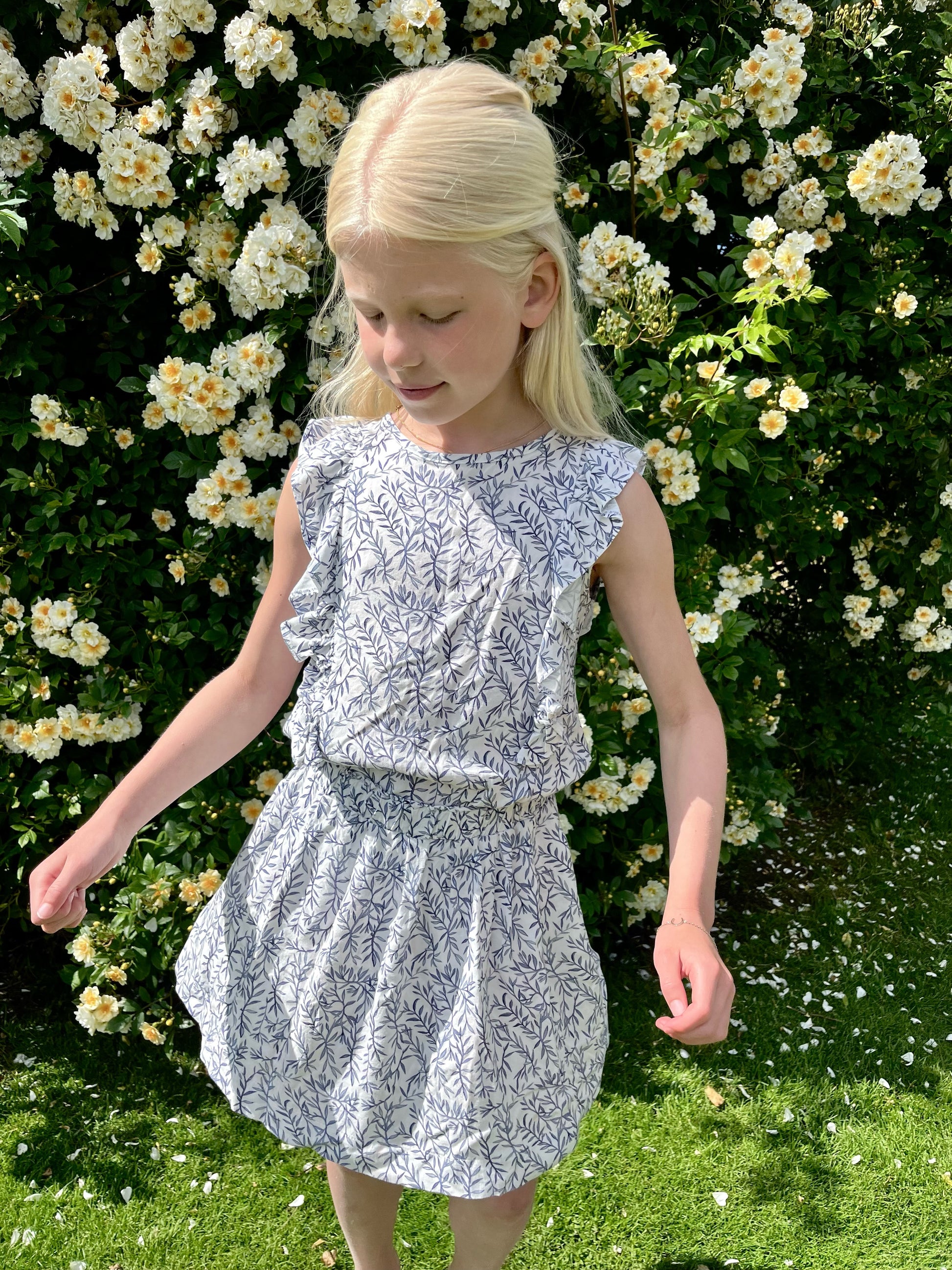 A-linjeformad kjol i vävt tyg med kvistprint