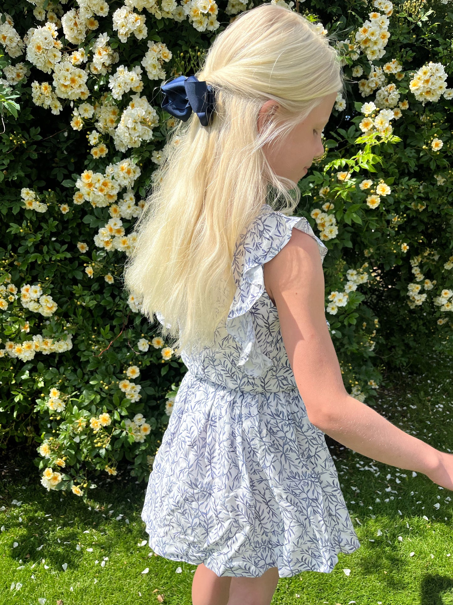 A-linjeformad kjol i vävt tyg med kvistprint